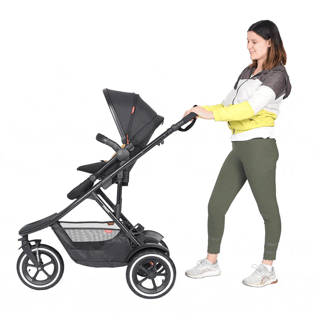 phil&teds sport verso buggy gif showing ease of folding and compact standing fold when folded