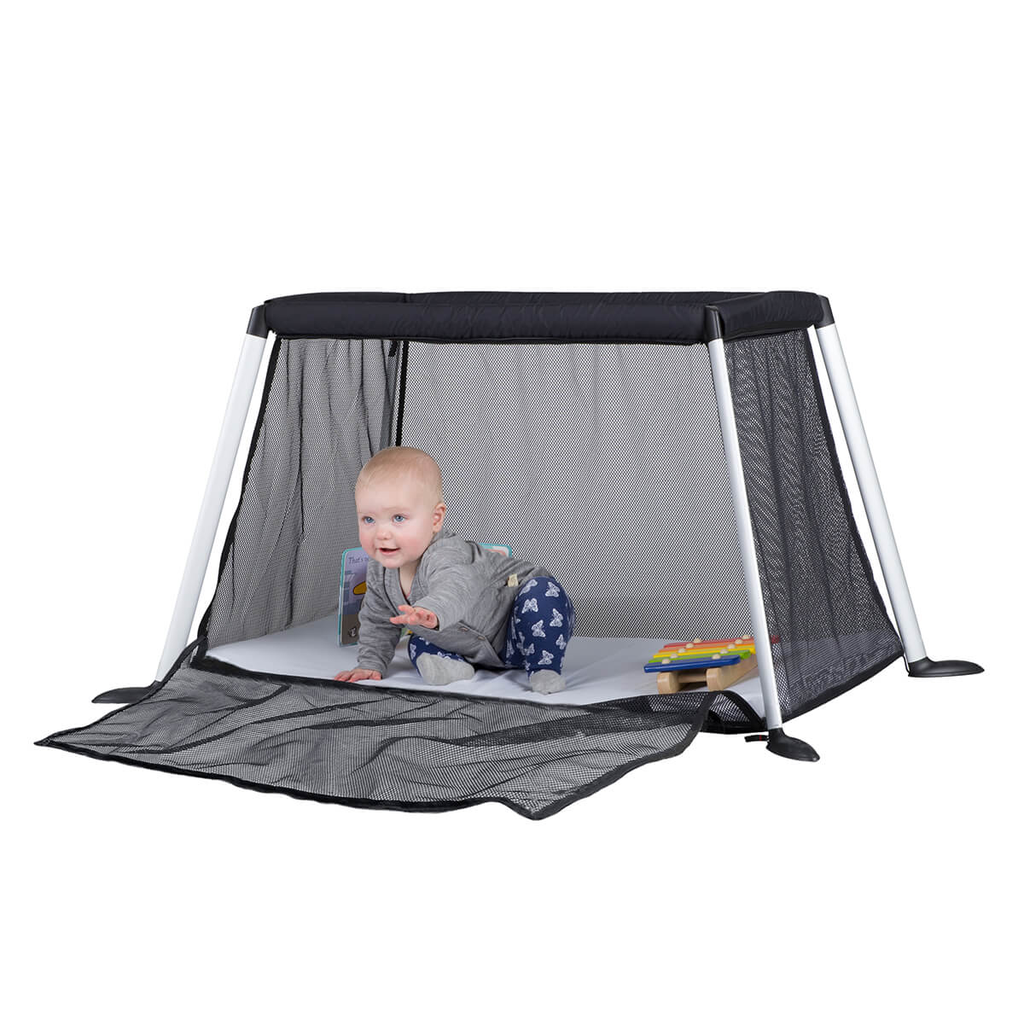 TRAVELLER 4.0_3qtr_baby_1200x1200.webp